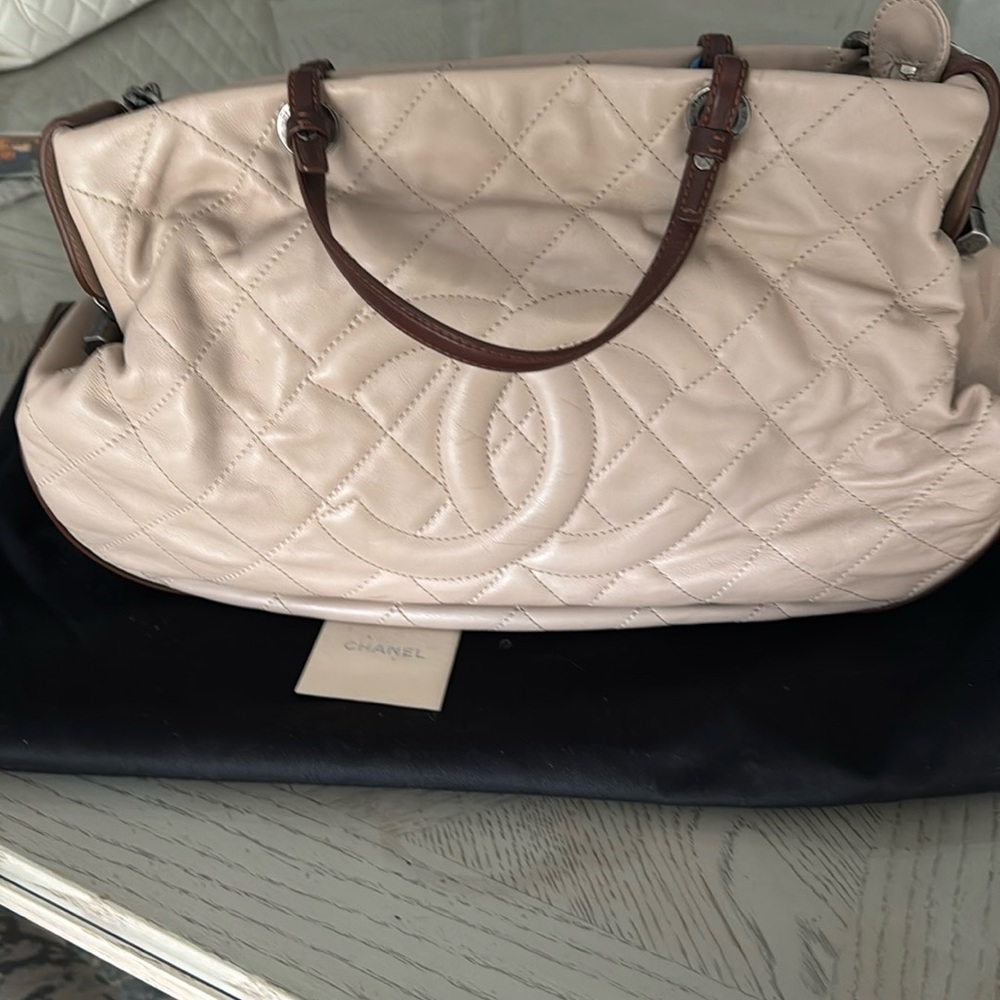 Chanel shoulder bag